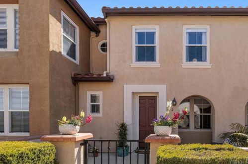 7880 Via Belfiore, San Diego, CA 92129-5129