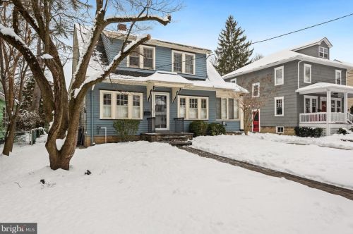 252 Hawthorne Ave, Tavistock, NJ 08033-1404