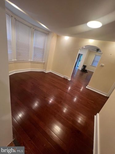 107 Manheim St, Philadelphia PA  19144-3633 exterior