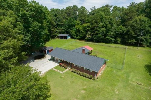2481 Klondike Rd, Conyers, GA 30094-5725