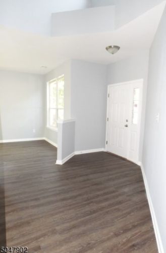 55 Saxton Dr, Hackettstown NJ  07840-1742 exterior