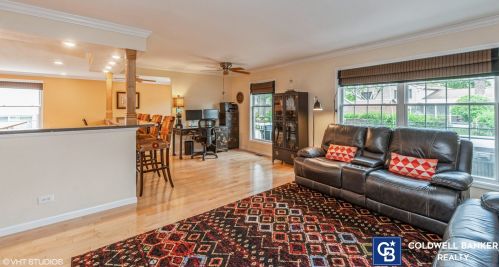 812 Saratoga Ln, Buffalo Grove IL  60089-4226 exterior