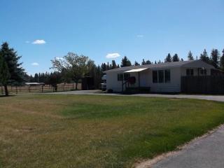 9011 Glass Ln, Spokane WA  99224-9355 exterior