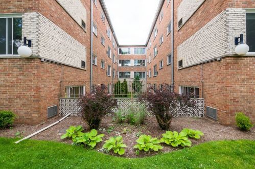 6000 Winthrop Ave, Chicago, IL 60660-2699