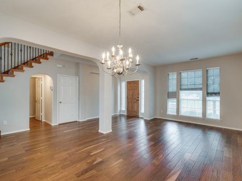 8313 Rolling Rock Dr, Fort Worth TX  76123-1891 exterior