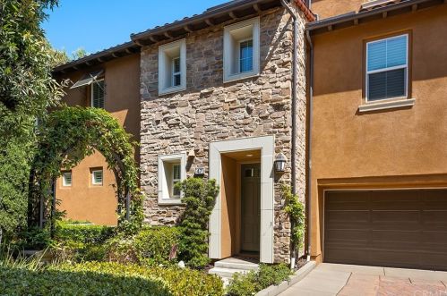 47 Gingerwood, Irvine CA  92603-0102 exterior