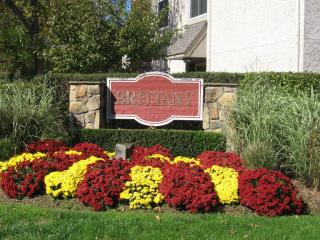 102 Tennyson Dr, Plainsboro NJ  08536-3015 exterior