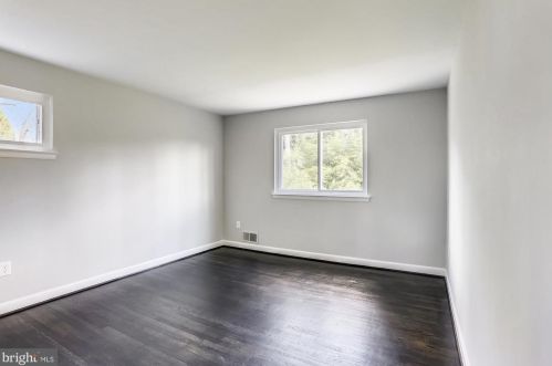 11744 Lovejoy St, Silver Spring MD 20902-1632 exterior