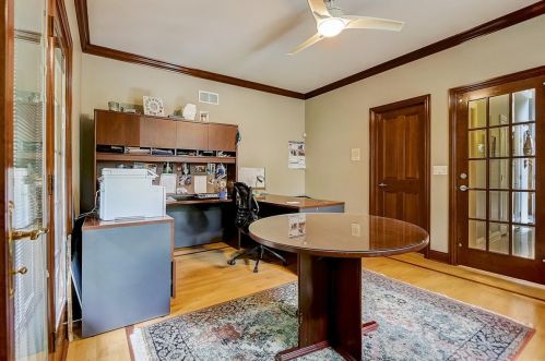 6919 Fieldstone Dr, Willowbrook IL  60527-5295 exterior