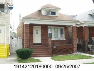 5651 Sawyer Ave, Chicago, IL 60629-3127