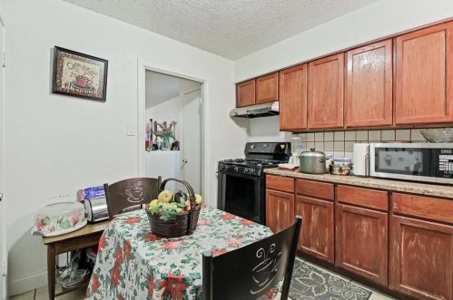 5450 Mcconnell Dr, Fort Worth TX  76134-1006 exterior