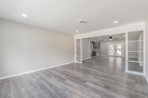 1305 Sproles Dr, Fort Worth TX  76126-3333 exterior