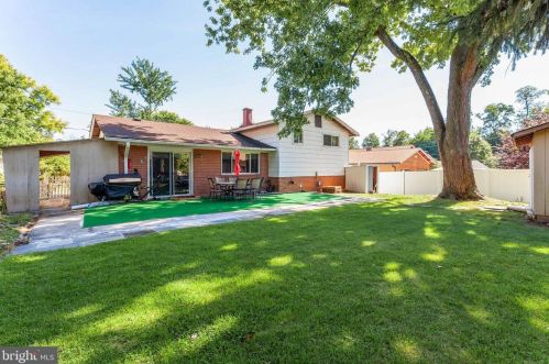 9504 Lawnsberry Ter, Silver Spring MD 20901-4714 exterior