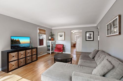 3728 Polk St, Minneapolis, MN 55421-4023