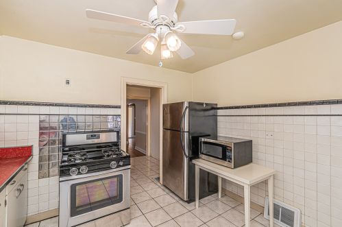 11013 Sawyer Ave, Chicago IL  60655-2721 exterior
