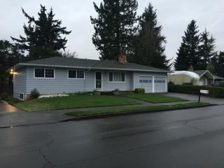 903 221st Ave, Damascus, OR 97030