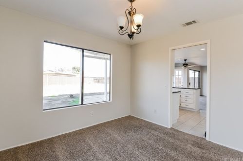 11211 Green Arbor Dr, Riverside CA  92505-2532 exterior