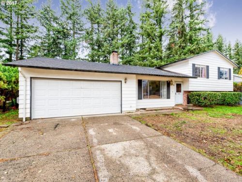 905 205th Dr, Damascus, OR 97030