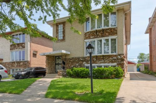 323 Yates Ave, Calumet City, IL 60409-1649