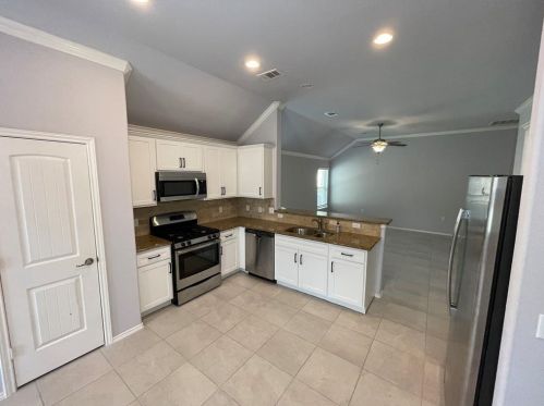 10212 Copper Ridge Cv, Austin TX  78747-2761 exterior
