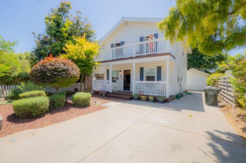 1745 49th Ave, Capitola, CA 95010-2834
