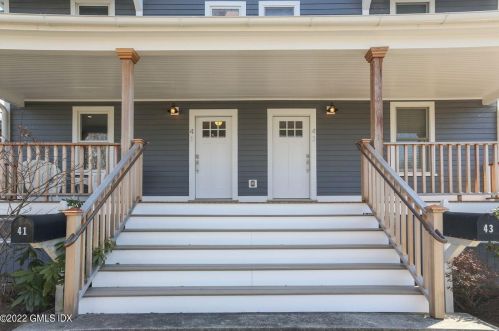 41 Locust St, Greenwich CT  06830-6316 exterior