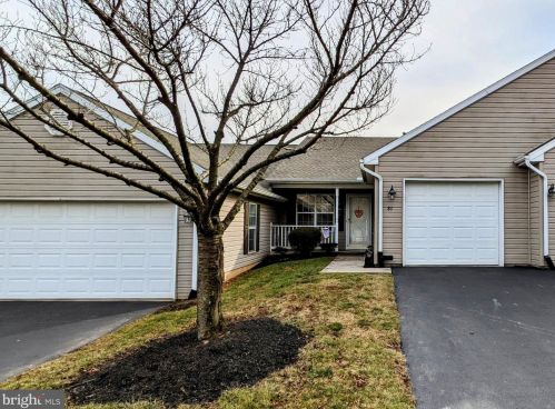 88 Hagarman Dr, York, PA 17408-4551