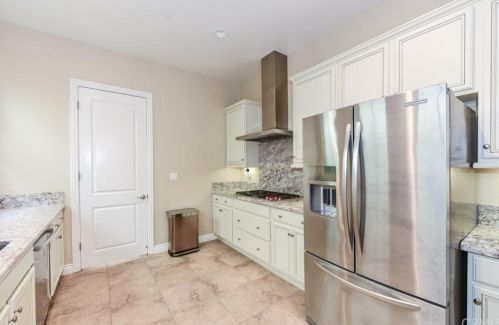 64 Interlude, Irvine CA  92620-3694 exterior