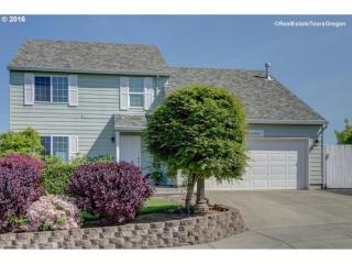 792 16th St, Lafayette, OR 97127-9647