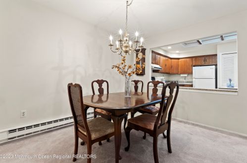 39 Lexington Ct, Tinton Falls NJ 07701-5472 exterior