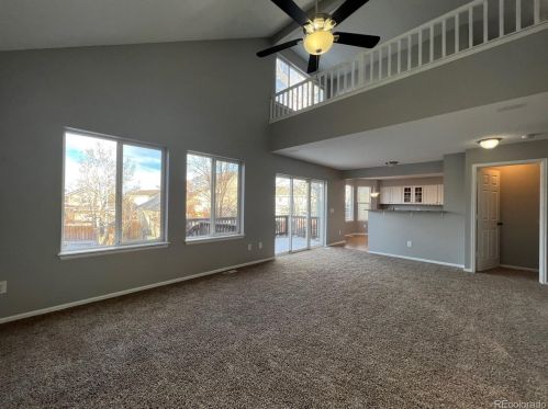 19083 Chenango Cir, Aurora CO 80015-4946 exterior