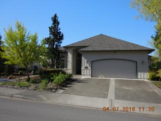 4409 Tamoshanter Way, Portland OR  97229-8739 exterior