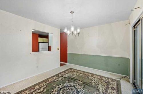 17 Karam Cir, Town Center, NJ 07052-1112