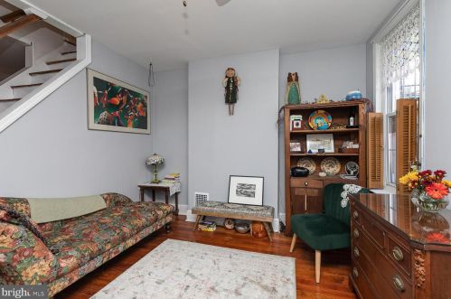 804 Livingston St, Philadelphia, PA 19125-3517