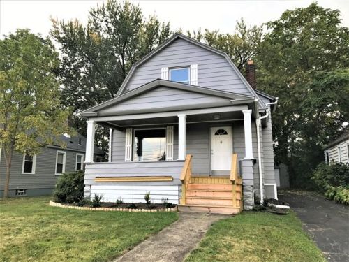 484 Elm St, Struthers OH  44471-1117 exterior