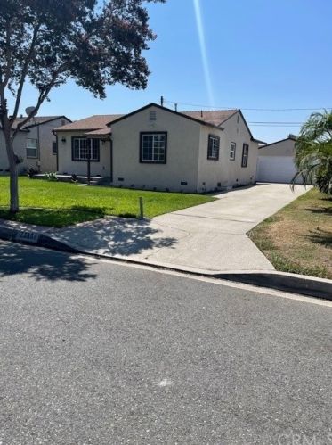 7530 Pivot St, Downey, CA 90241-4413