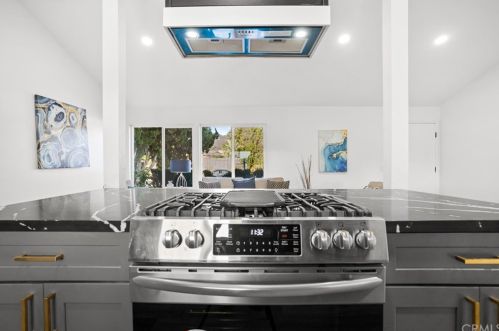 856 Avenida Taxco, Vista CA  92084-5339 exterior