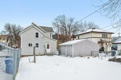 675 Desoto St, Saint Paul MN  55117-1164 exterior
