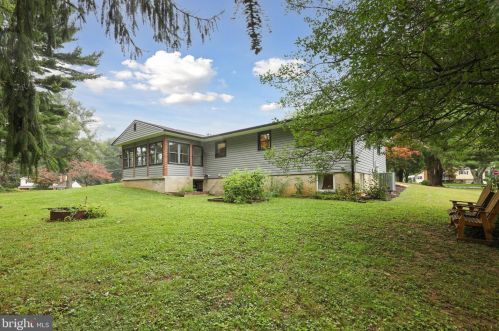 2106 Buell Dr, Fallston MD  exterior