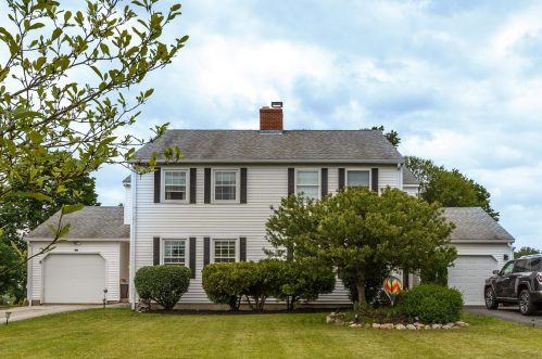 9 Senter Cove Rd, Derry, NH 03038-4011