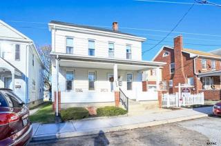 524 Baer Ave, Hanover, PA 17331-2703