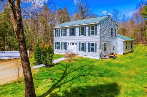 15 Candia Rd, Deerfield, NH 03037-1605