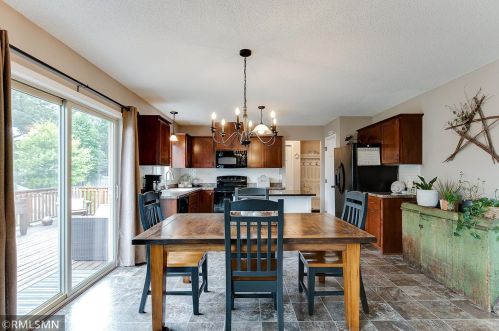 8761 Garvey Ct, Monticello, MN 55362-4802