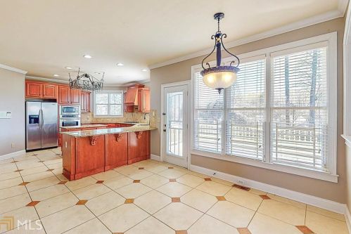 5135 Halcyon Dr, Atlanta GA  30349-1596 exterior