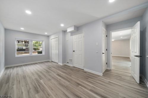 66 Lawrence Dr, Hackettstown NJ  07840-2526 exterior