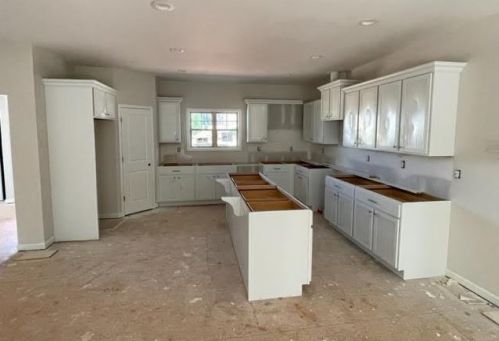 645 Lakeview Bnd Cir, Jefferson GA  30549-7061 exterior