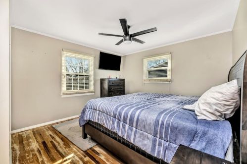 8459 Fernwell Dr, Cincinnati OH 45231-5747 exterior