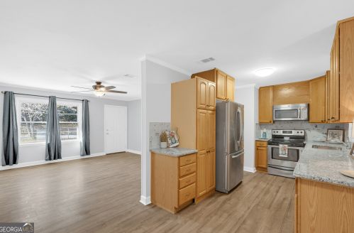 214 Utah Ave, Warner Robins GA  31093-2436 exterior