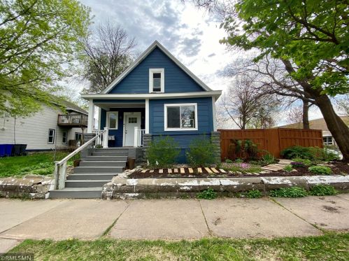 38 Douglas St, Saint Paul MN  55102-2714 exterior