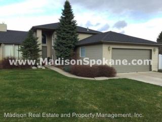 11403 14th Ave, Spokane WA  99206-5527 exterior